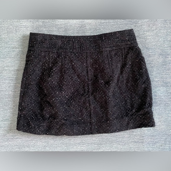 Express Design Studio Shimming Black Wrap Big Button Mini Skirt Size 2 - Picture 4 of 9